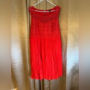 Torrid sleeveless red dress